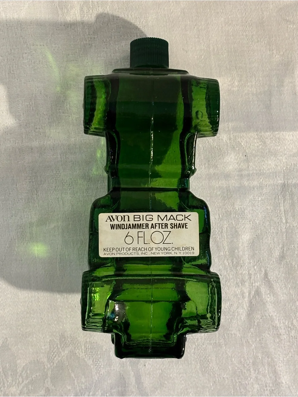 Vintage Avon Big Mack Windjammer After Shave 6 Oz Green Glass Truck Decanter 70s